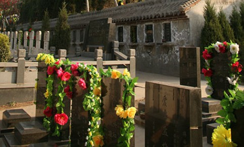 西安壽陽山墓最低價(jià)多少_西安壽陽山墓園價(jià)格