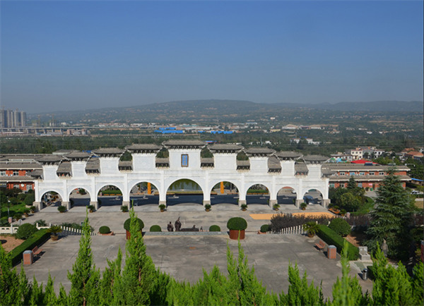 西安霸陵墓園新區(qū)地點，霸陵墓園地址