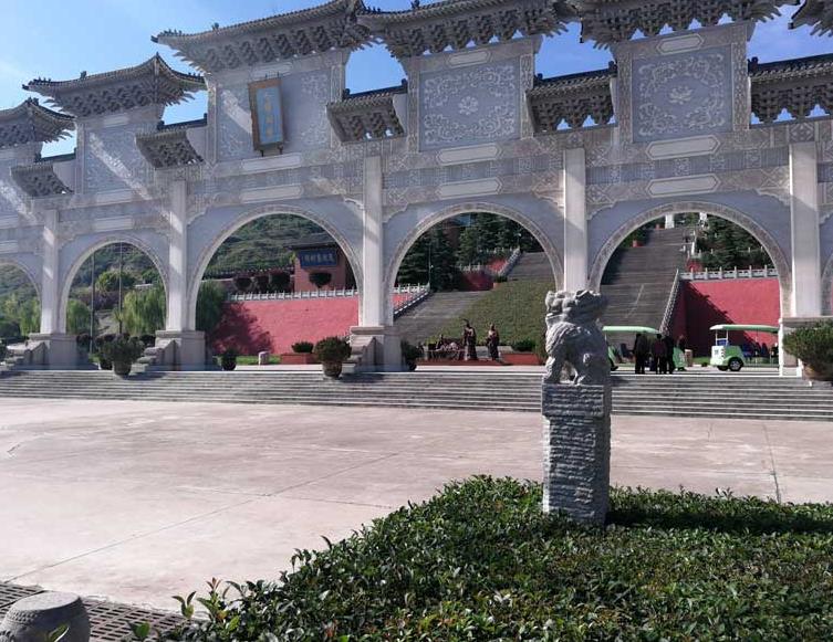 西安霸陵新區(qū)墓園怎么樣？